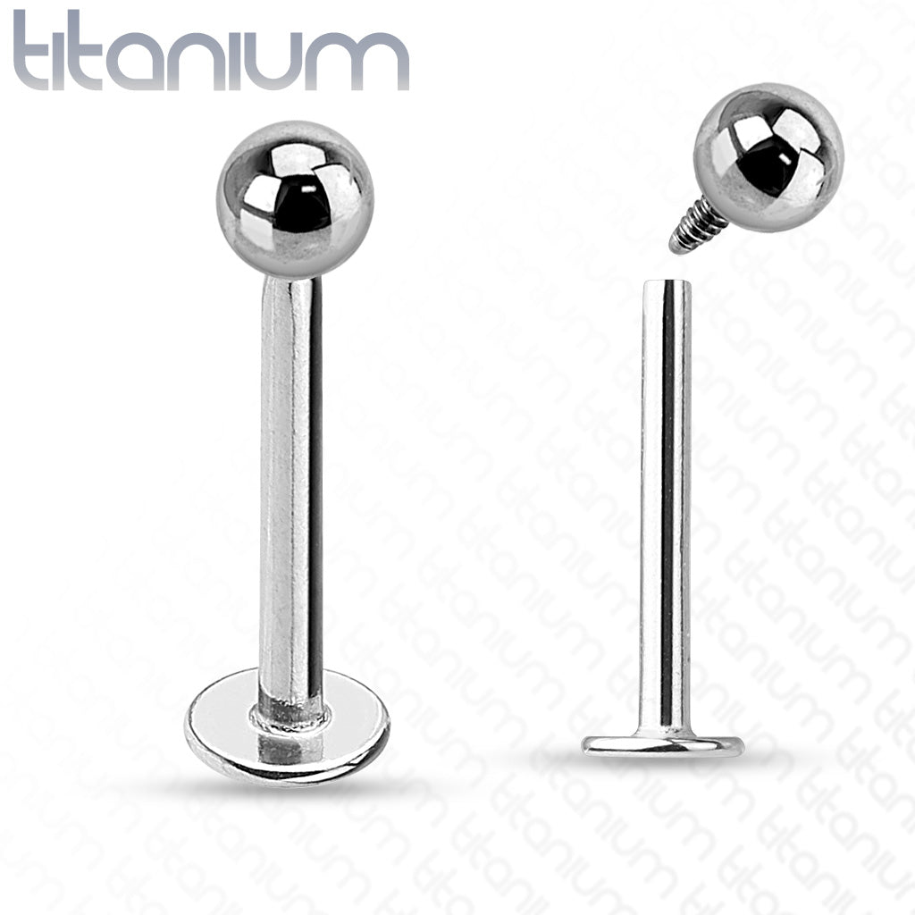 Dieses Lippenpiercing besteht aus Titan und verfügt über eine Kugel mit Innengewinde. 1,2mm